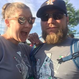 Meet your Posher, Ash